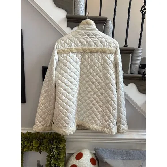 Athleta Dakani Winter White Quilted Faux Sherpa Jacket sz XL EUC - Picture 6 of 7